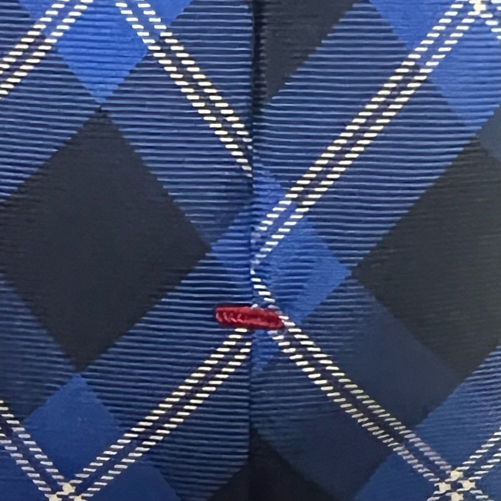 Tommy Hilfiger 100% Silk Tartan Plaid Designer Tie Blue Preppy Business Necktie - Picture 11 of 11
